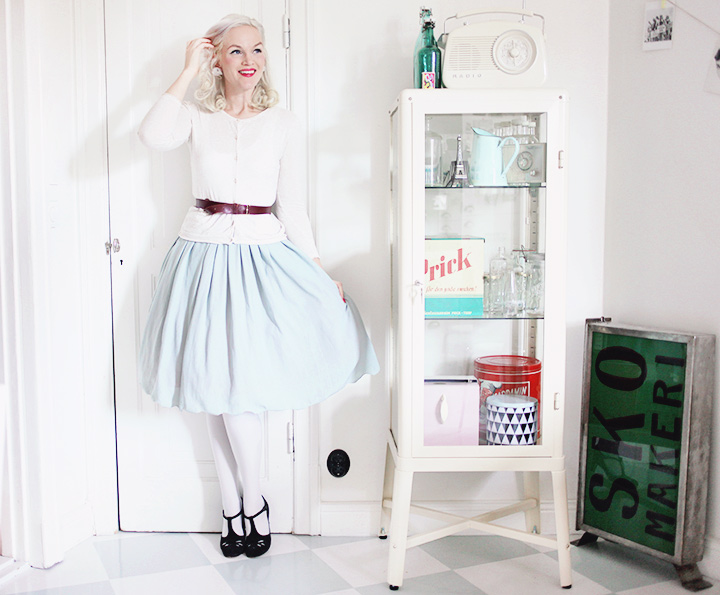 mint skirt by emmas vintage