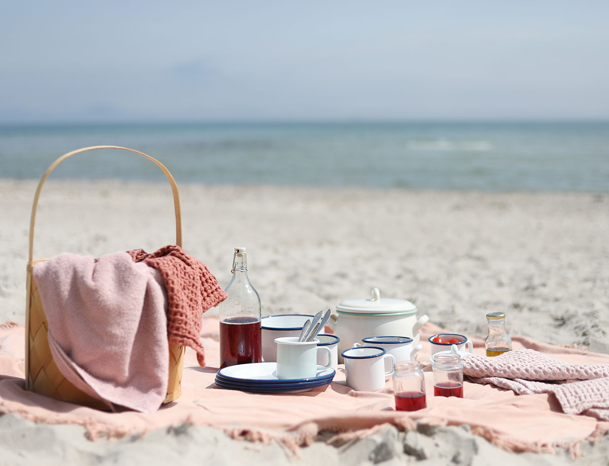 picknick kockums jernverk strand Gotland picknickmat mat recept vitviken åminne picknickkorg